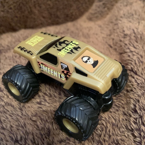 Team Meents Motor Sports 2002 SFX Monster Jam Truck 2000-2002 World Champion - Picture 3 of 7